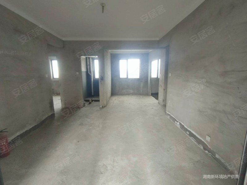 次新小区,南北通透4房2卫,带大露台,环保学院隔壁位置好,园康星都荟