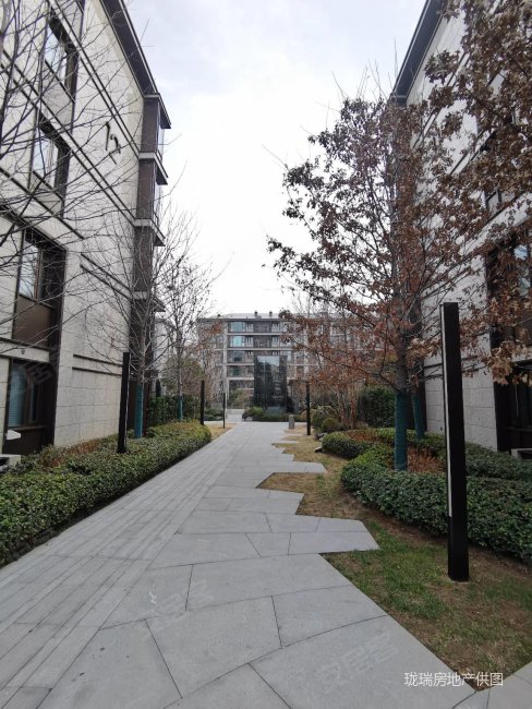 郑州房产网>郑州二手房>郑东新区二手房>北龙湖二手房>正弘臻筑>488