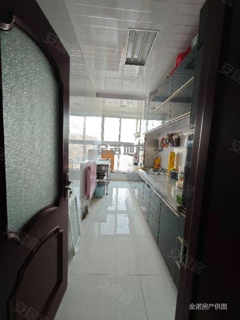 诚意出宽沟九号院低楼层客厅通阳台温馨三居看房有钥匙