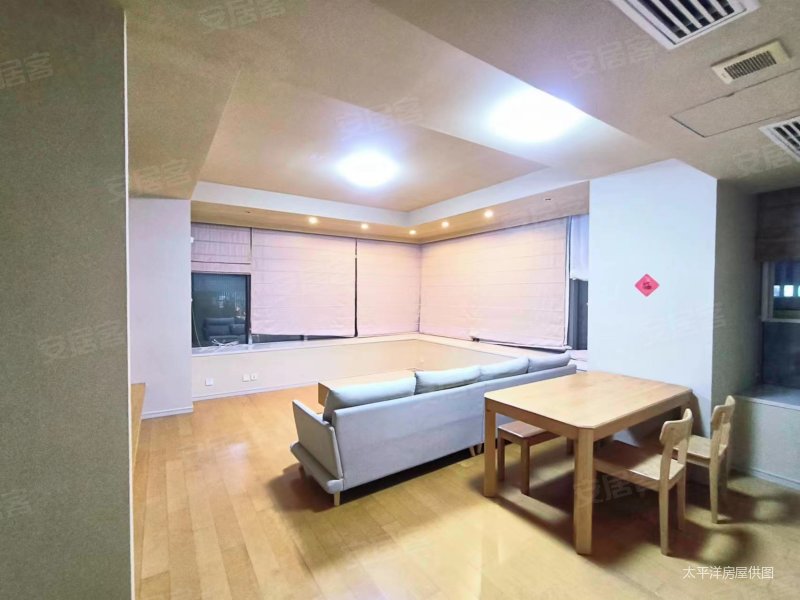 东和公寓世纪公园边日式公寓上海科技馆一河之隔次新房