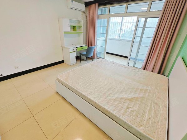 郑州管城富田太阳城宝景花园航海广场 宝景花园 3室3厅2卫 南北通透