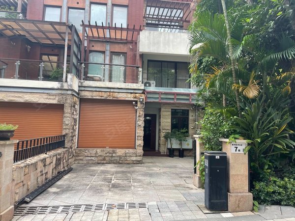 深圳龙华梅林关口星河丹堤(别墅)星河丹堤4层豪装别墅出租,家私电全齐