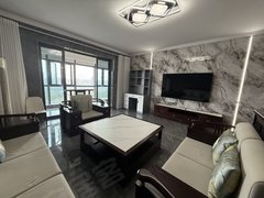 厦门思明湖滨北路滨北市政府湖滨中路滨北小学国贸春天旁万峰华庭朝南高层看湖4房出租房源真实图片