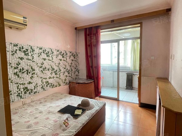 天津塘沽工农村街迎宾里迎宾里 2室1厅1卫 67平 电梯房 南北通透出租