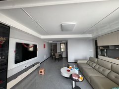 泰兴其他大庆中路水岸嘉苑精装三房两厅两卫，家电齐全拎包入住看房方便。出租房源真实图片