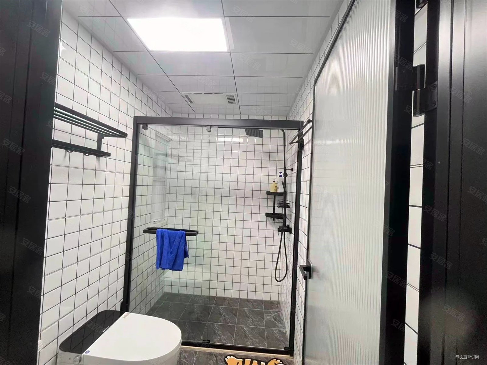 南京房产网>南京二手房>六合二手房>龙池二手房>冠城大通蓝郡梅苑>