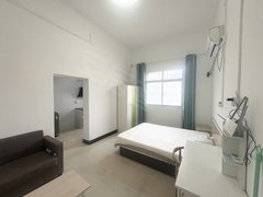 南昌青山湖青山湖大道清湖街广场 国威路地铁口300米 精装修采光好出租房源真实图片