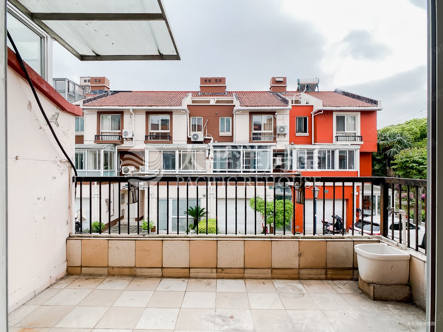 阳光欧洲城二期 中间楼层采光好 产权清晰 超低密度 双卫格局