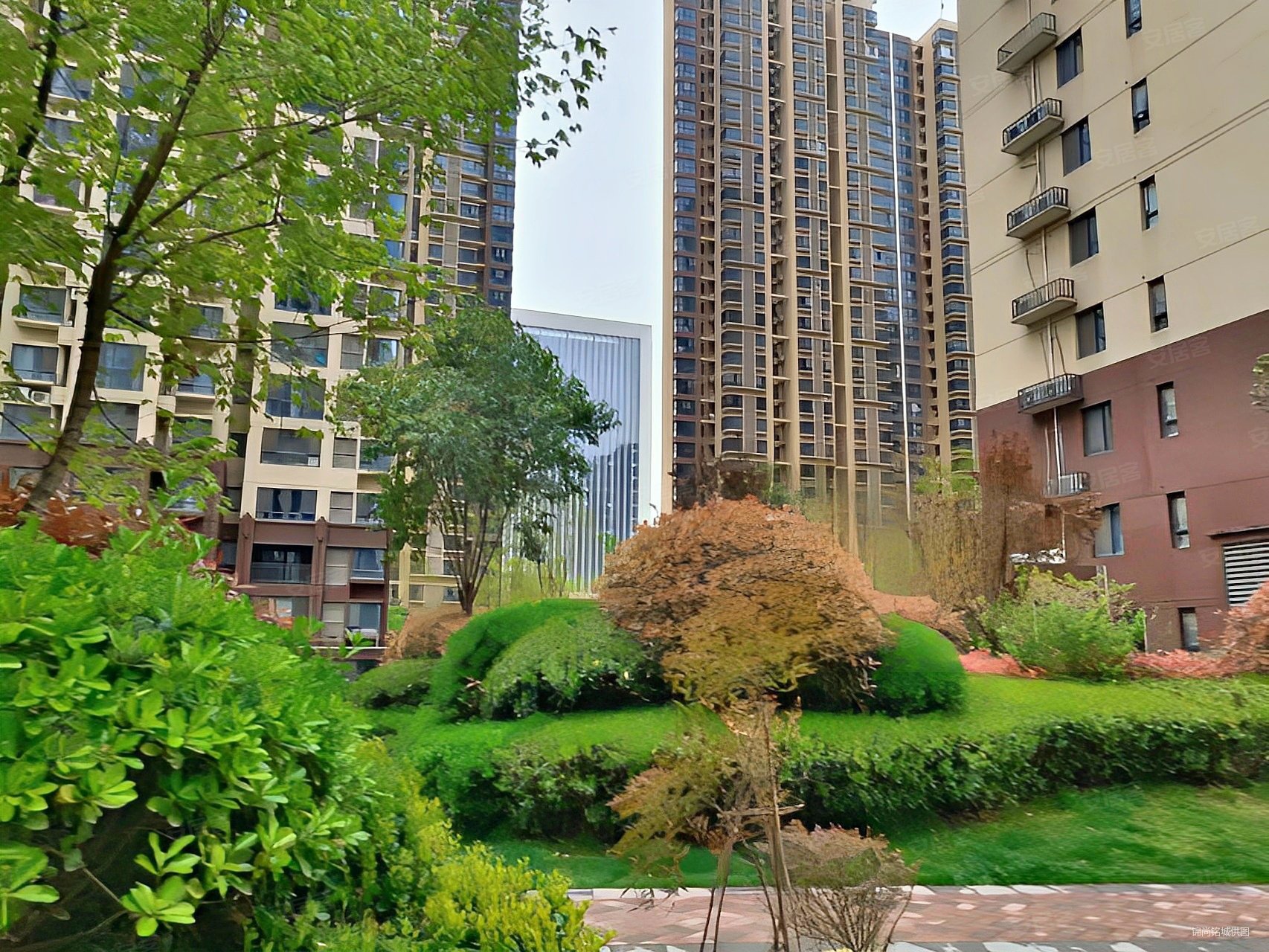 满堂悦moma3室1厅1卫89.98㎡南199万