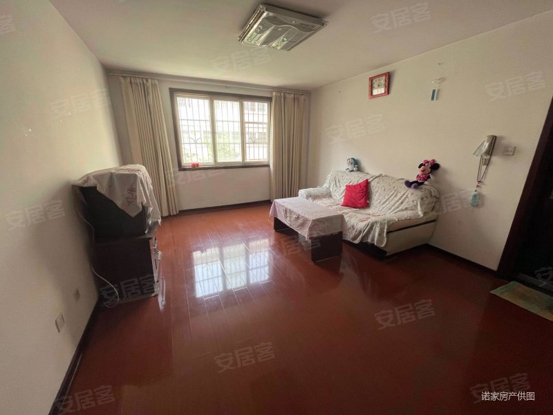 毓秀园多层四楼 南北通透大两室 地铁口 近公园医院