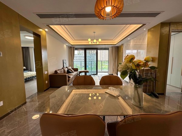 杭州萧山城厢众安荷源府(照片本人实拍)洋房4房2厅2卫.