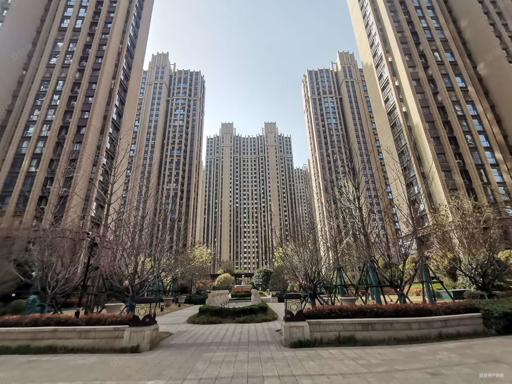 建业贰号城邦有电梯地铁小区双卫格局出行方便满五