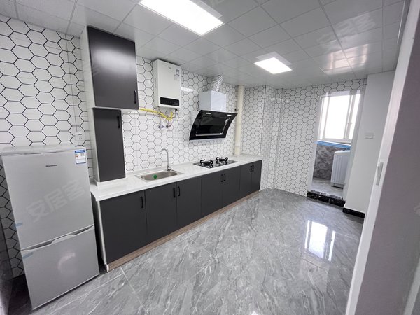 六安裕安裕安万达广场月亮岛小区原房，东无中介月亮岛小区皖西学院旁，月亮岛小区精装酒店式公寓出租房源真实图片