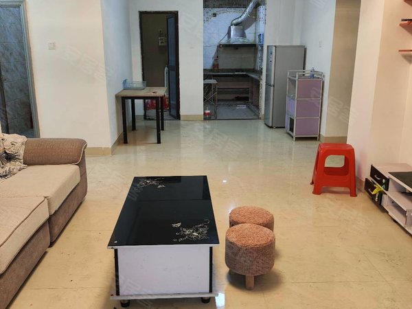 泉州泉港后龙镇港通公园1号怡庭酒店后面大三房 公园一号 三房两卫