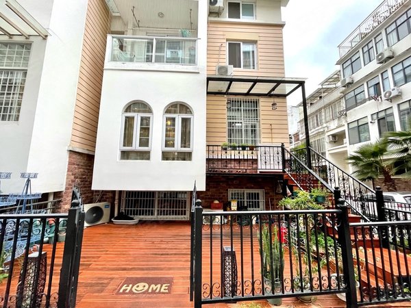 福州晋安五四北君临香格里a区(别墅)急租!