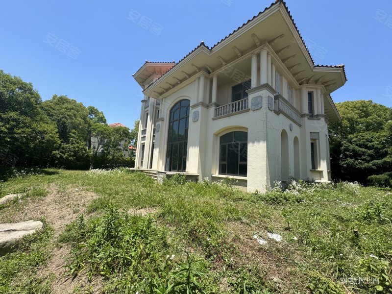 一手房买卖 临河位置,占地1000平有钥匙,棕榈滩高尔夫别墅二手房,820