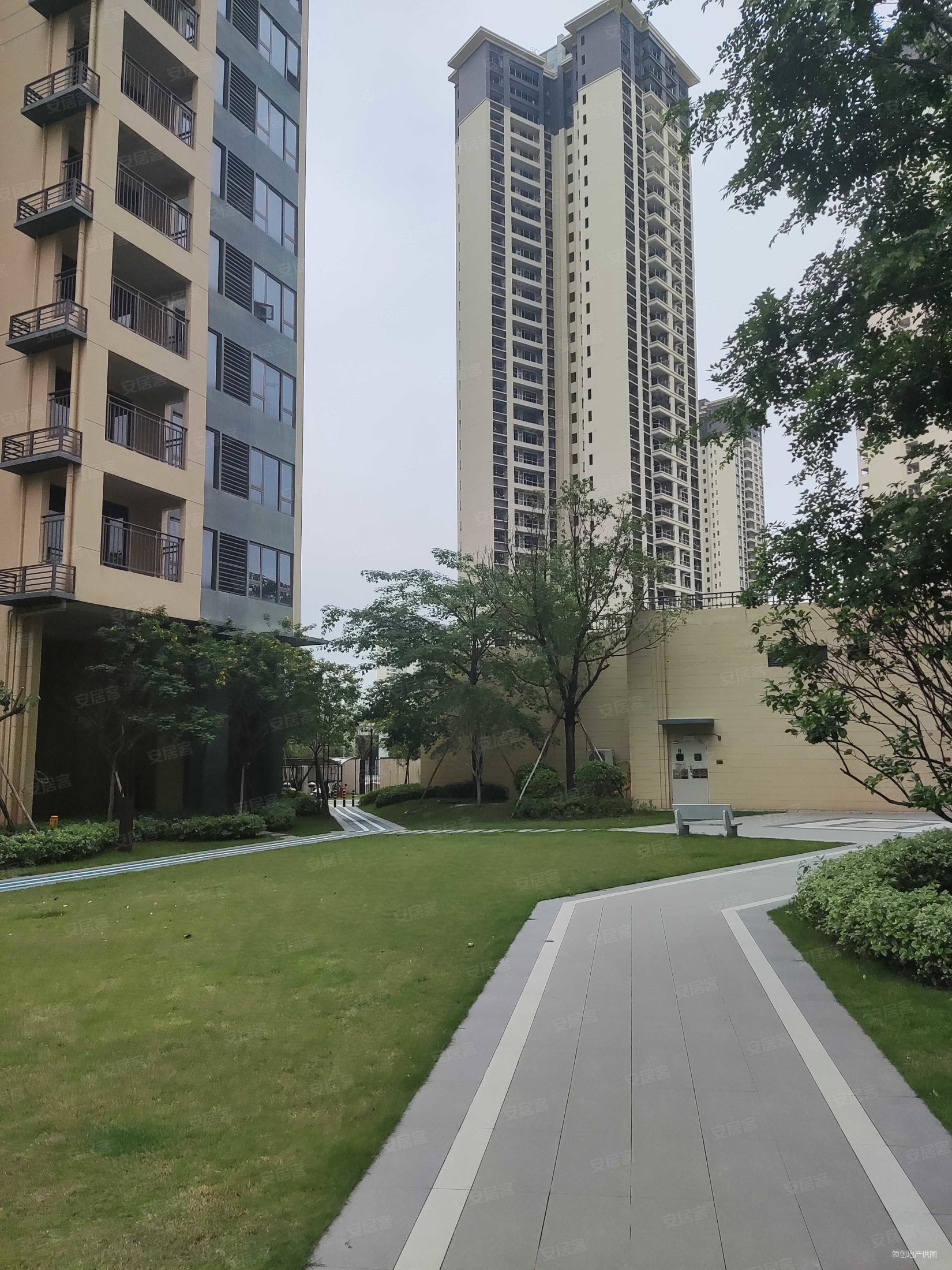 佳兆业东江熙园4室2厅2卫117.2㎡南北70万