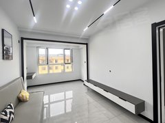兴山里超市旁新楼六楼精装两室出租月租季租年租1500