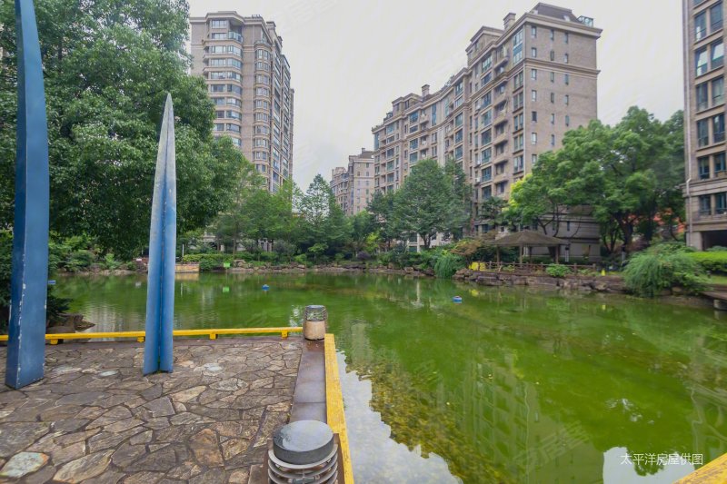 小高层央座复式丨亻又此一套丨得房率90%,附赠三露台,诚售,当代清水园