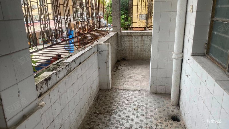 南园新村动力宿舍39号大院滨江滨河爱华大院