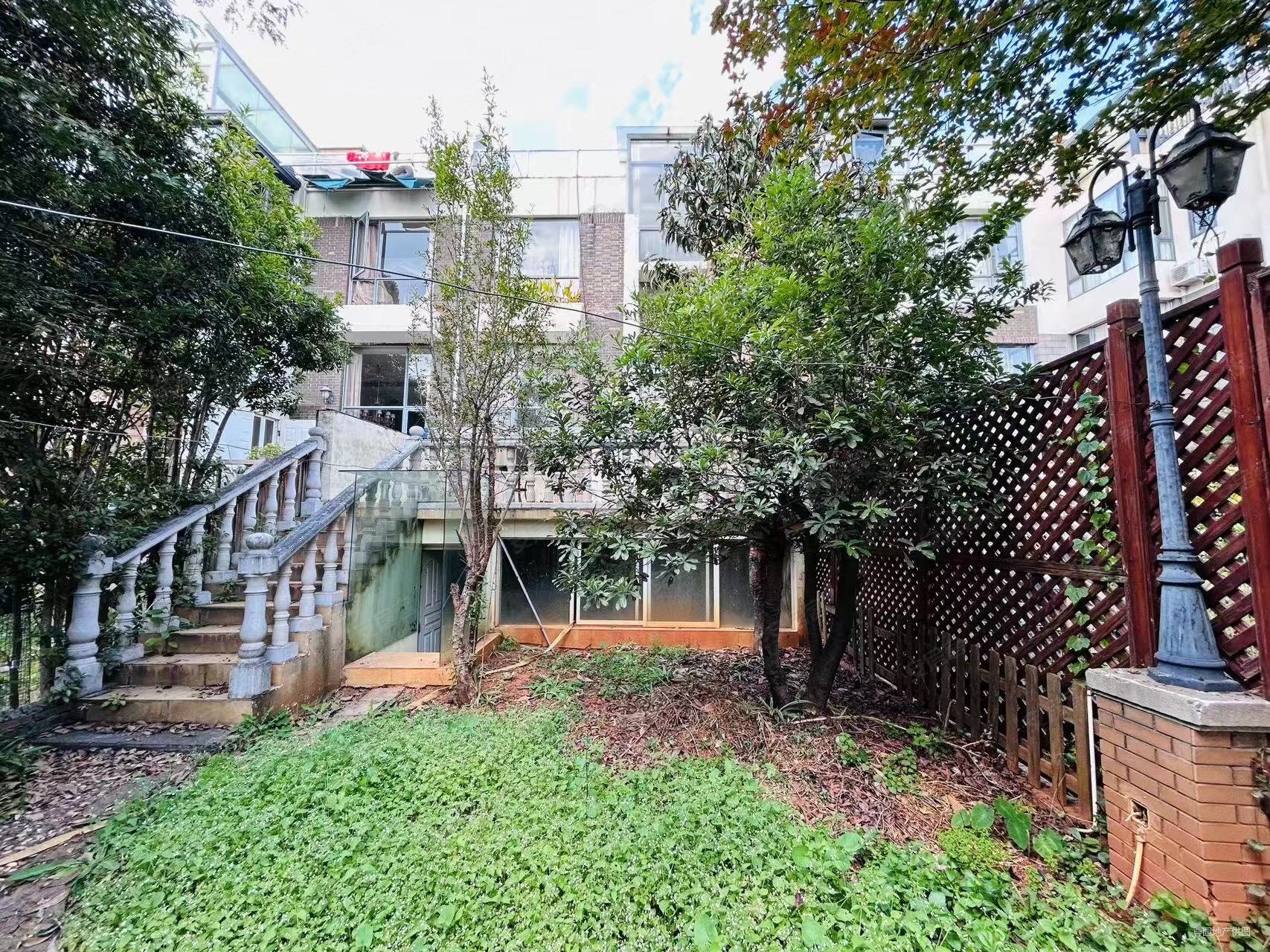 滇池卫城紫郢别墅