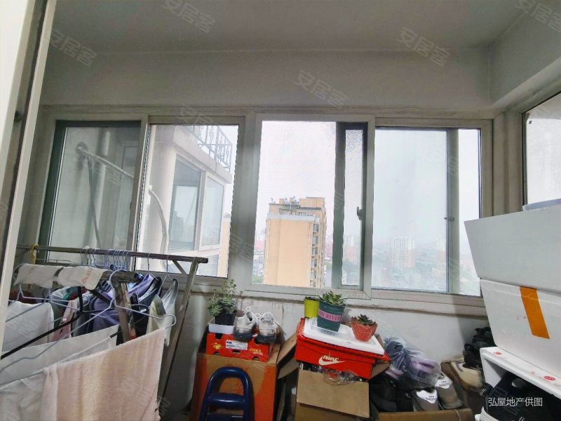 急售和信花园万达一室一厅随时看万达北馆驿街制锦市大观园大明湖