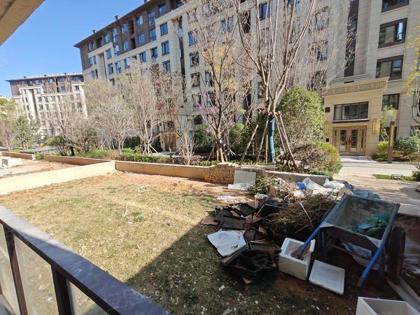 【多图】德润香山府,莲花片区租房,同德广场旁 精装洋房 带花园 带