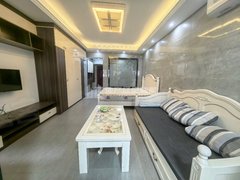 澧县财富广场市中心全屋定制，看中可谈，年付空间大，单身公寓中的，拎包入住。出租房源真实图片