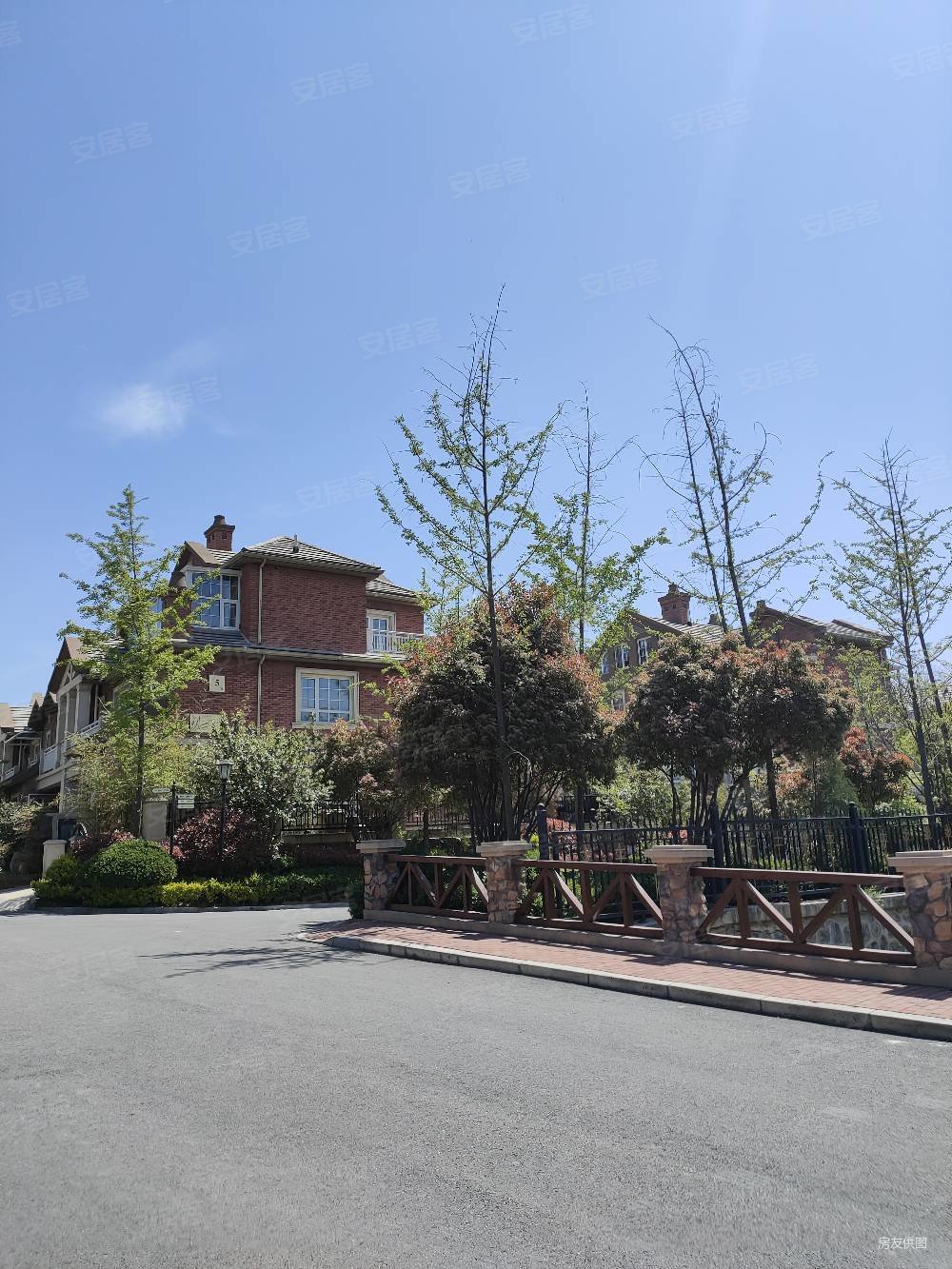 洞林湖新田城d区(别墅)二手房,280万,5室3厅,4卫,225平米-郑州安居客