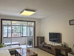 桂林临桂榕山新都尚品 两房 两卫 一楼 干净出租房源真实图片
