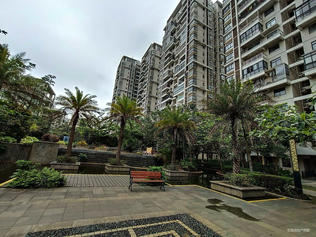 南海大道万达广场顶跃带大露台兰亭雅苑