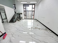 绵阳涪城东方红大桥市中心，跃进路16号二期，工作室出租，无门禁，可注册，采光好出租房源真实图片