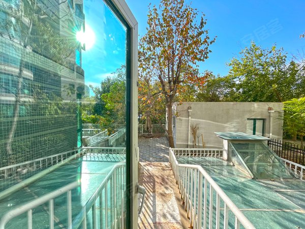 北京朝阳定福庄珠江绿洲家园珠江绿洲 一层带有院子 南北通透4居 随时