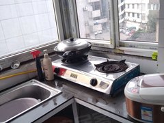 雅安雨城挺进路雅安实验小学宿舍 2室1厅1卫出租房源真实图片