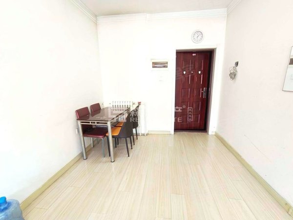 【多图】泊岸华庭,五爱街租房,家具齐全 随时看房 拎包入组临近青年