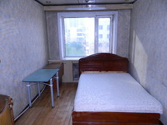 哈尔滨道里上海街河润街大桥6楼一屋一厨床柜热水器冰箱干净可谈出租房源真实图片