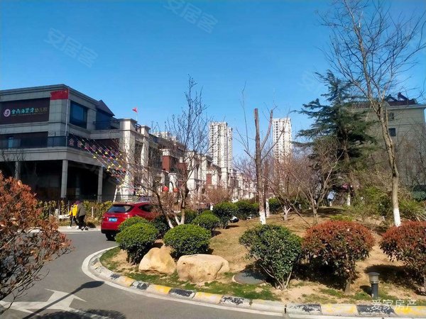 隐珠租房,地铁口 海棠湾 家具齐全 套二 仅租1100,黄岛租房-青岛58