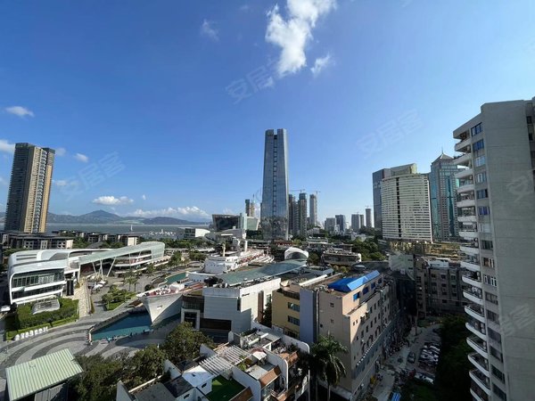 深圳南山蛇口海滨花园(南山)海上世界商圈 地铁口旁150平 精装修电梯