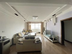 昭通昭阳昭阳城区新中医院旁 区一中附近 仅租1050一月 昭苑 停车方便出租房源真实图片