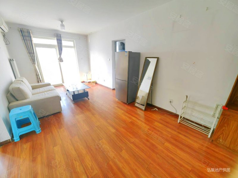 和信花园1室1厅都朝南户型好用随时看房大明湖万达趵突