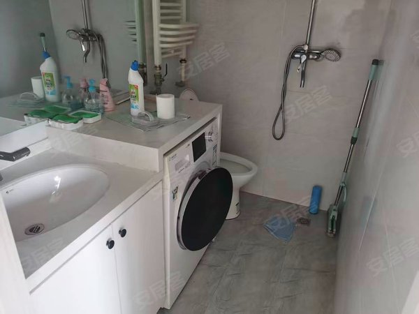 大连中山昆明街延安小区急租 昆明街延安小区精装修 随时看 近学校出租房源真实图片