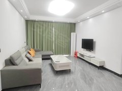 岑溪岑溪城区城区学府一号,精装电梯四房,生活便利,拎包入住,随时看房出租房源真实图片