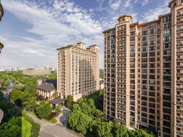 上海闵行春申上海星河湾(二期)大平层标杆丨高区豪装大四房丨全套家具