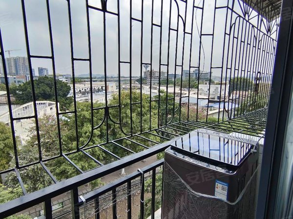 广州天河东圃天河荔园新村东圃 荔园新村小区 周边配套齐全 交通便利
