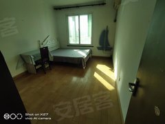 北京丰台西罗园珠江骏景大主卧环境好距离海户屯地铁步行350米下楼就是生活超出租房源真实图片