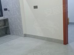 厦门翔安隧道口东界村(洪坑,石塘) 1室1厅1卫出租房源真实图片