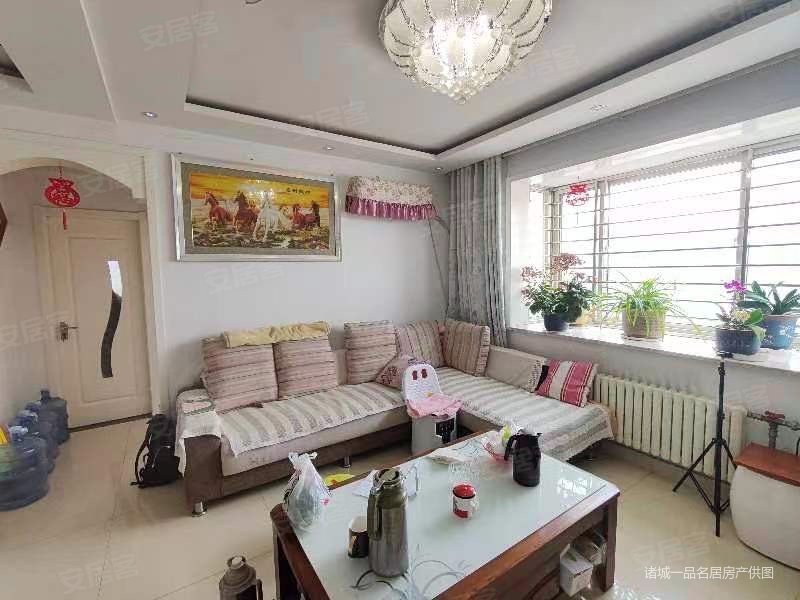 东城名苑90平套三带附房56万出售