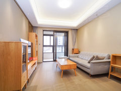 上海虹口四平路4.9新上，实拍配家具，近双地铁，居家稳定客户价格还出租房源真实图片