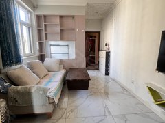 日照东港新市区蓝天尚东区62平两室拎包入住950元密码看房出租房源真实图片