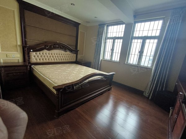 【多图】英皇湖畔花苑,松柏租房,英皇湖畔花苑 3室2厅3卫 电梯房 豪华